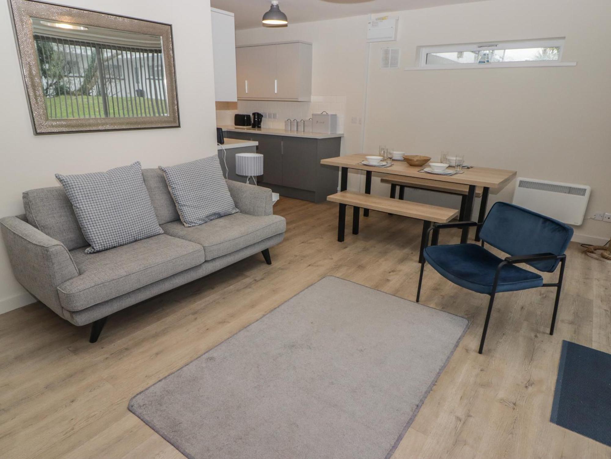 Apartment 23 Coedrath Park *